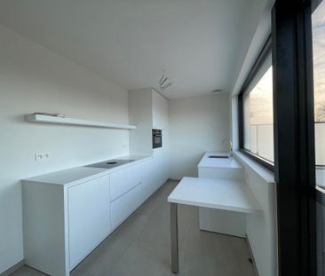 Nieuwbouw penthouse met ruim terras te huur in Sint-Antonius - Photo 6