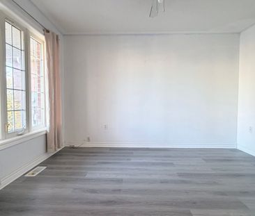 For Lease - 76 Sawmill Valley Drive, Newmarket, Ontario - Photo 6