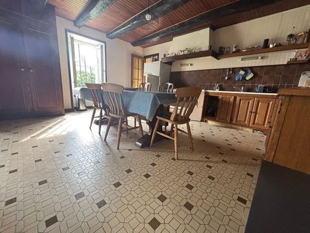 Location Maison 4 pièces 127m² - Photo 4