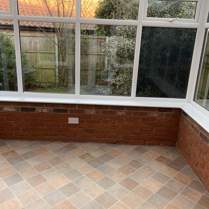 Baxter Close, Fakenham - Photo 1