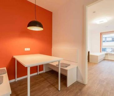 NUR FÜR STUDENTEN - Vollständig möbliertes Privatzimmer in einer 5-... - Foto 1