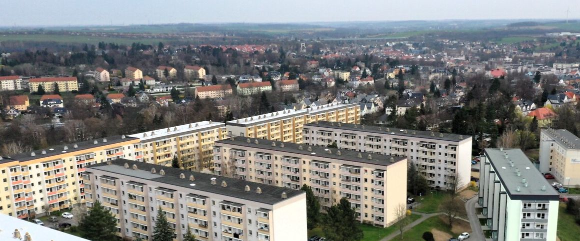 3-Raum-Wohnung mit Balkon und Aufzug - Photo 1