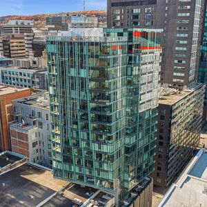 Bachelor - 360 Rue Mayor, Montréal - Photo 3