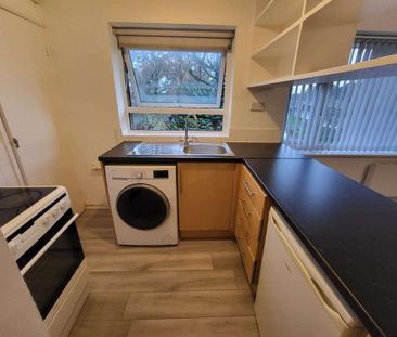 2 bedroom maisonette to rent - Photo 6