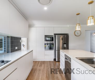 17 O'Neill Circuit, Kearneys Spring QLD 4350 - House For Rent | Domain - Photo 2