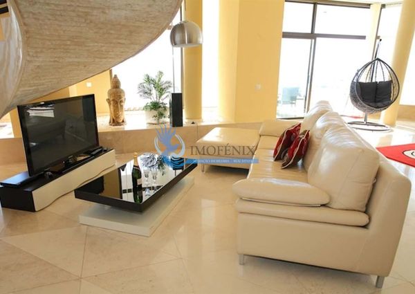 Apartamento T4 em Faro