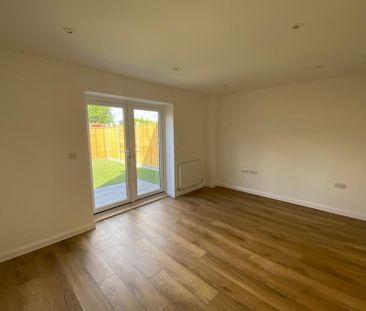 2 bedroom semi-detached house to rent - Photo 1