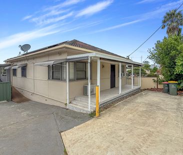 EASY LOW MAINTENANCE LIVING - Photo 3