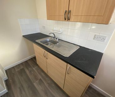 Burnaby Road, Radford, Coventry - Photo 5