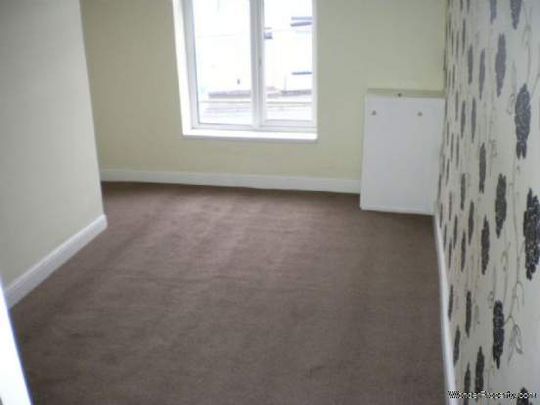 1 bedroom property to rent in Middleton - Photo 1