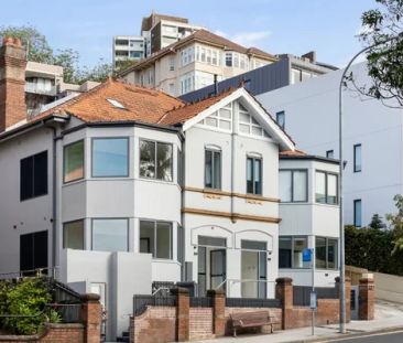 The Henrietta Apartments, Sydney - Photo 5