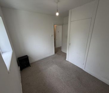 2 bedroom property to rent - Photo 3
