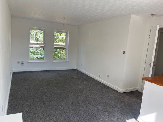 2 Bed Flat, Mariner Avenue, B16 - Photo 1