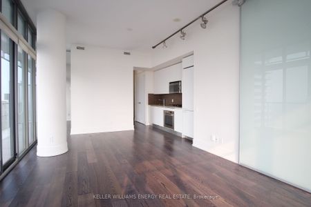 For Lease - 33 Charles Street Unit# 4305, Toronto, Ontario - Photo 3