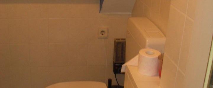 2.5 –Zimmer – DG - Maisonette Wohnung – befristet für 16 Monate - Foto 1