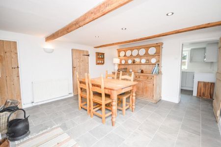 4 bedroom property to rent - Photo 4