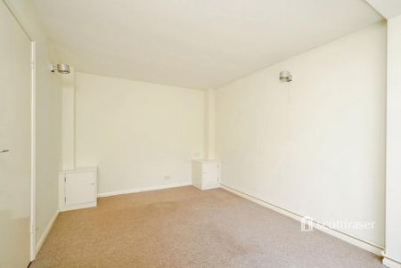5 bedroom house to rent - Photo 2