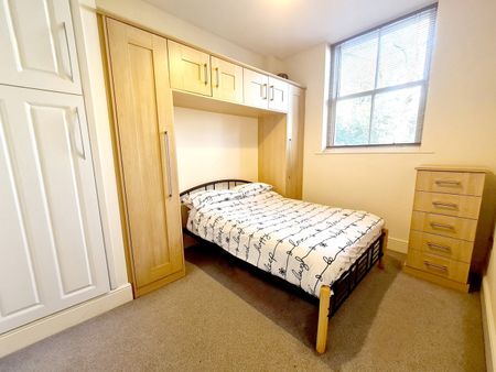 1 Bed Flat, Hartshaw, S60 - Photo 5