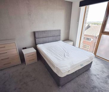 2 bedroom apartment to rent - Photo 4