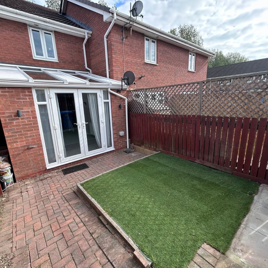 2 bedroom terraced house to rent - Photo 1