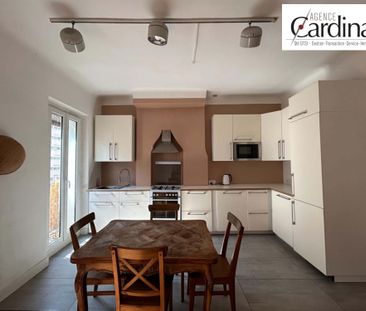 Location Appartement 3 pièces 69m² MARSEILLE 4ème - Photo 4