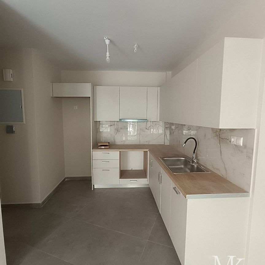 Ενοικίαση κατοικίας, 35 τ.μ., Αθήνα, 600 € - Photo 1