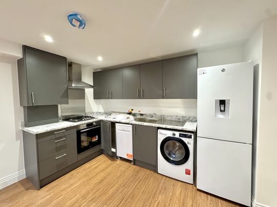 Barge Drive, Greater London, UB2 - Photo 1