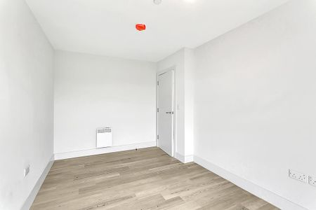 3 bedroom apartment to rent - Photo 4