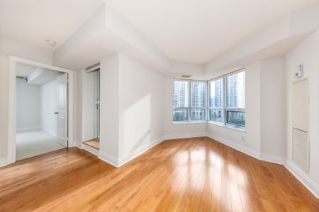 For Lease - 500 Doris Avenue Unit# 423, Toronto, Ontario - Photo 2