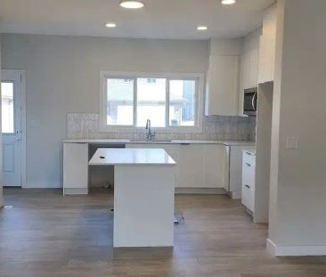 Beautiful 2-Storey Home for Rent in Chappelle – Available June 1, 2... - Photo 1