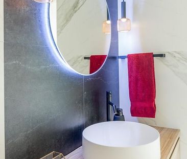 4 room luxury penthouse for rent in Madrid, Spain - Photo 3