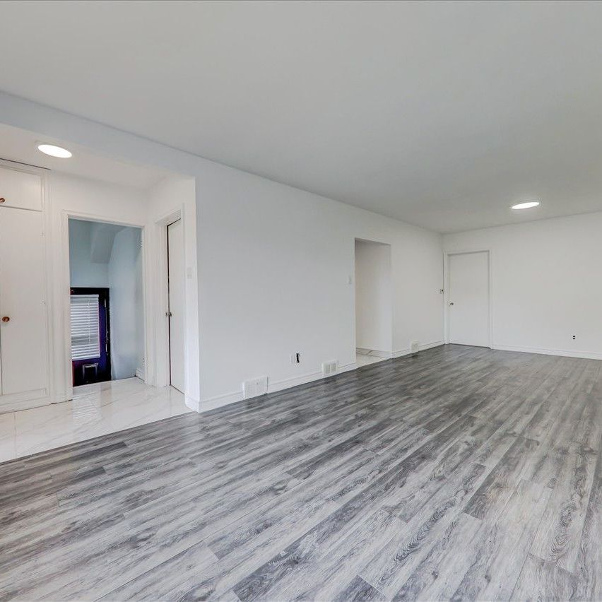 For Lease - 3 Annaree Drive Unit# Main, Toronto, Ontario - Photo 1