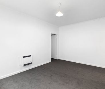 Character Two Bed Opposite Alma Park - Photo 2