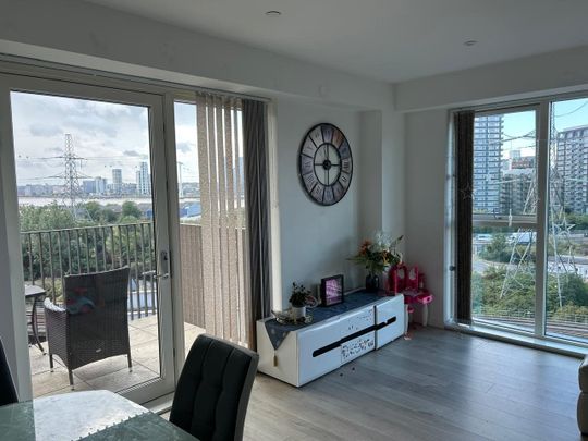 3 Bed Flat, Tyburn Gardens, E16 - Photo 1