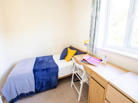 4 bedroom house to rent - Photo 3