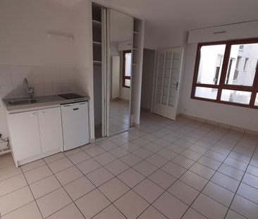 location Appartement T1 DE 26.8m² À BOULOGNE - Photo 2