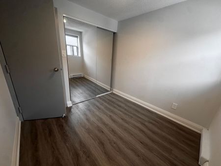 For Lease - 99 Bellevue Avenue Unit# 9, Toronto, Ontario - Photo 3
