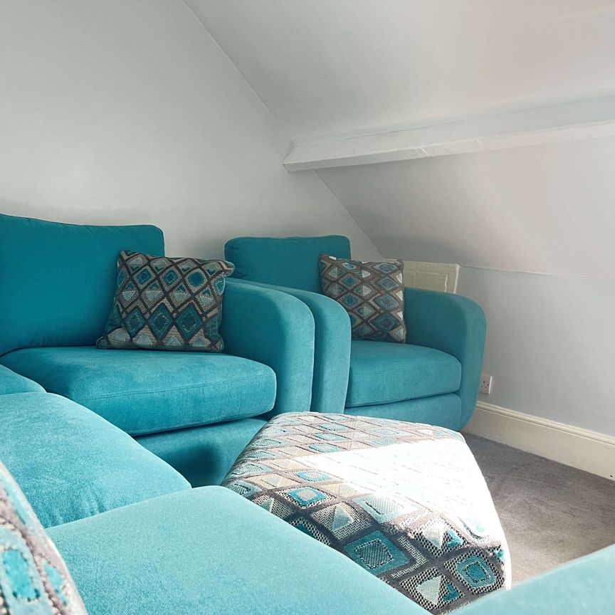 1 Bedroom | Flat 6, 81 Embankment Road, PL4 9HX - Photo 1