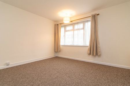 WESTBOURNE Poole Rd - Photo 3