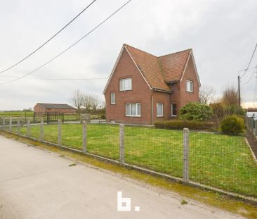 Vrijstaande woning met dubbele garage op een mooi perceel - Photo 3
