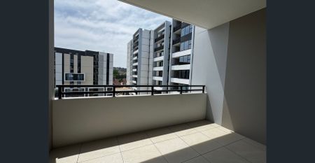 North Facing 1 Bedroom Apartment plus Study (2 bed) – Melrose Park - Photo 5