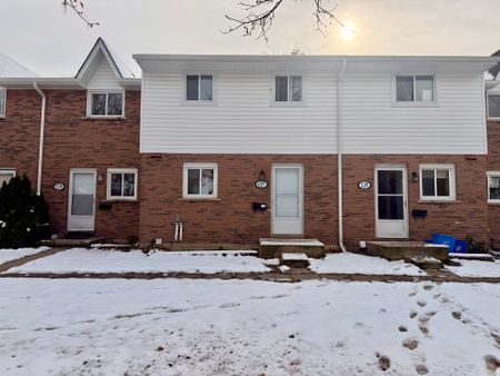 For Lease - 127 Toulon Crescent, London East, Ontario - Photo 3