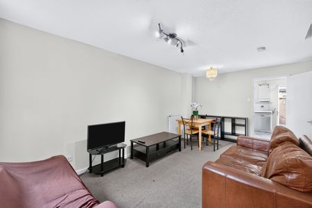 Milligan Street, London, E14 8AU - Photo 4