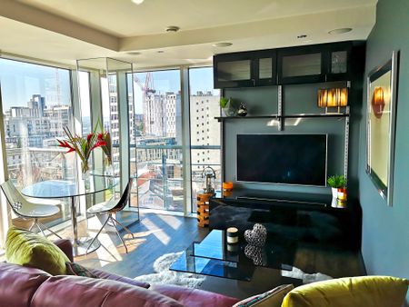 Super Premium - 2 Bed Apartment - 12th Floor - £2400 per month - Photo 2