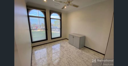 Beautiful Family Home with Panoramic Parramatta Views in Girraween School Catchment - Photo 5