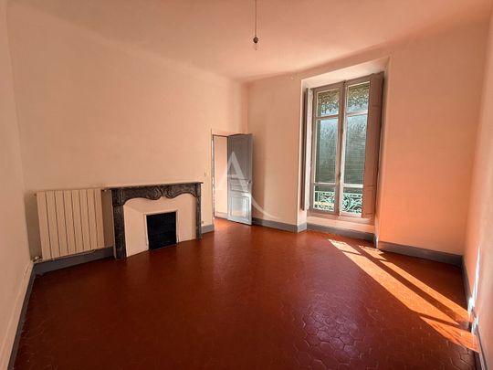 Location Appartement 3 pièces 96m² - Photo 1