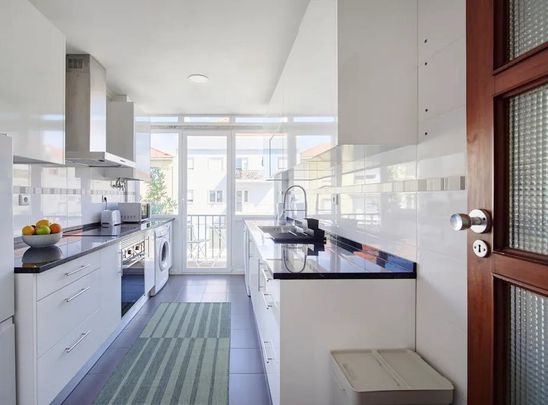 Rua Coronel Marques Leitão, Lisbon, Lisbon 1700-123 - Photo 1