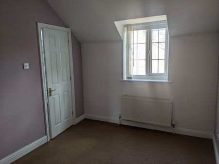 3 Bed Semi-Detached House, Leeds, LS15 - Photo 4