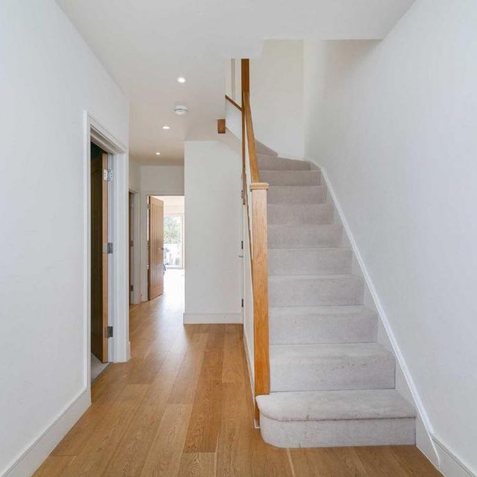 4 bedroom house to rent - Photo 1