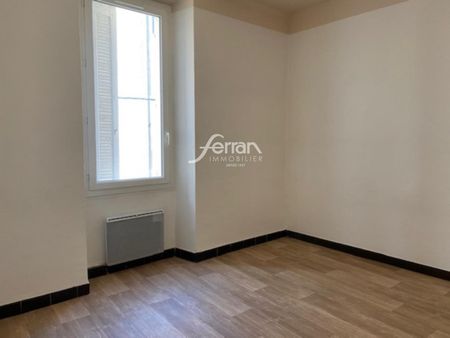 Location Appartement 3 pièces 72m² SALERNES 83690 - Photo 4